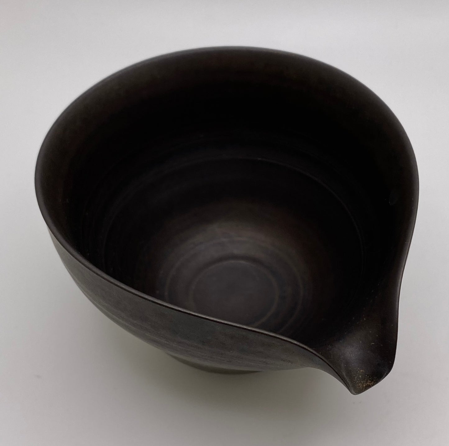 Brushed Bronze Clay Pitcher (Gong Dao Bei)