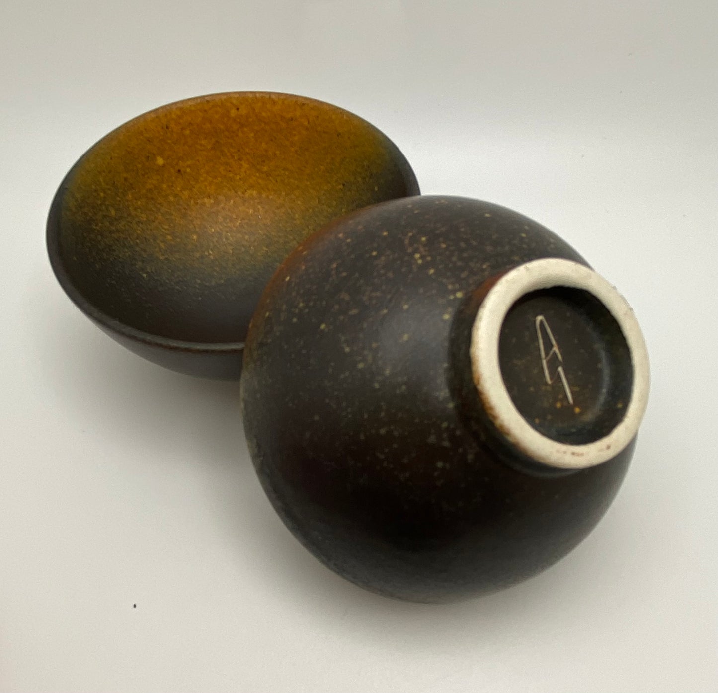 Bai Mu Quan's Handmade Ash Glazed Half-Moon Tea Cup 60ml