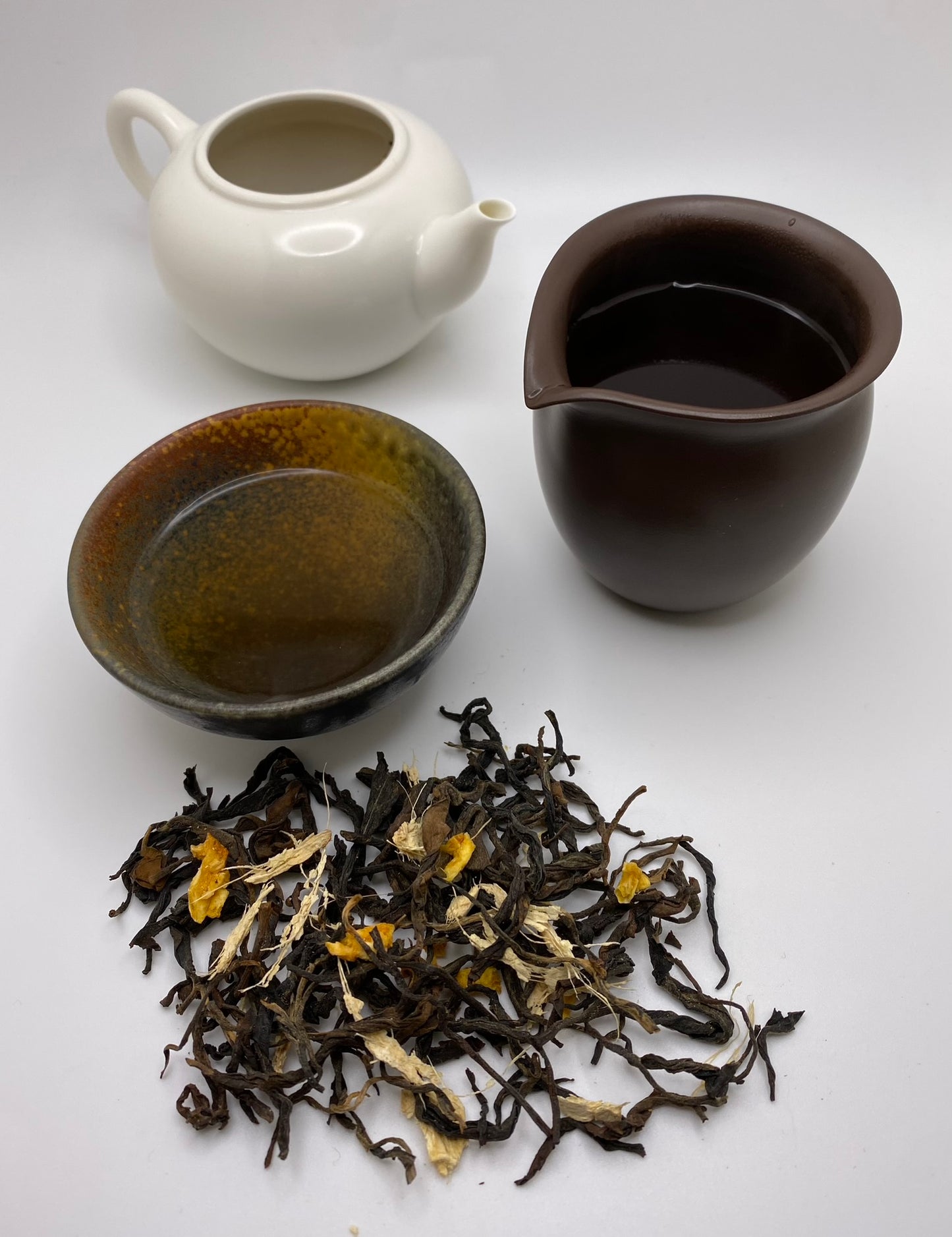 Bai Mu Quan's Handmade Ash Glazed Half-Moon Tea Cup 60ml