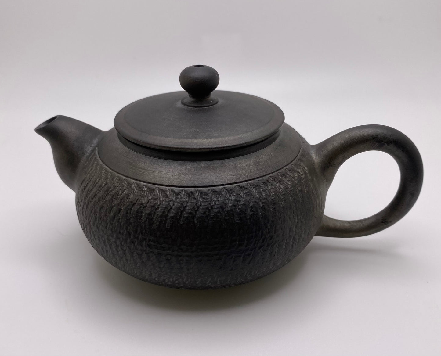Master Lin's Hand-thrown Knifed Smoked Black Clay Feng Gu Tea Pot 150ml