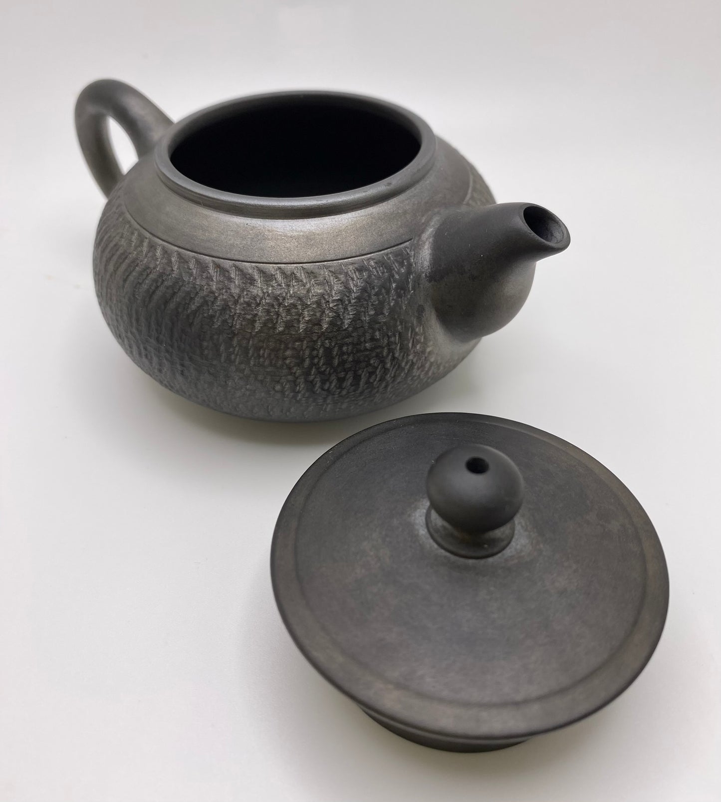 Master Lin's Hand-thrown Knifed Smoked Black Clay Feng Gu Tea Pot 150ml