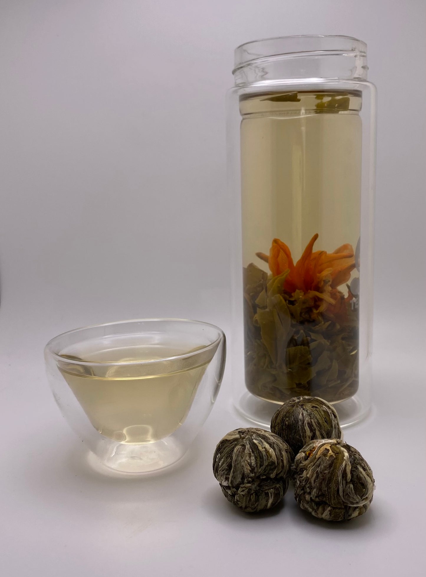 "White Apricots" Blooming Tea