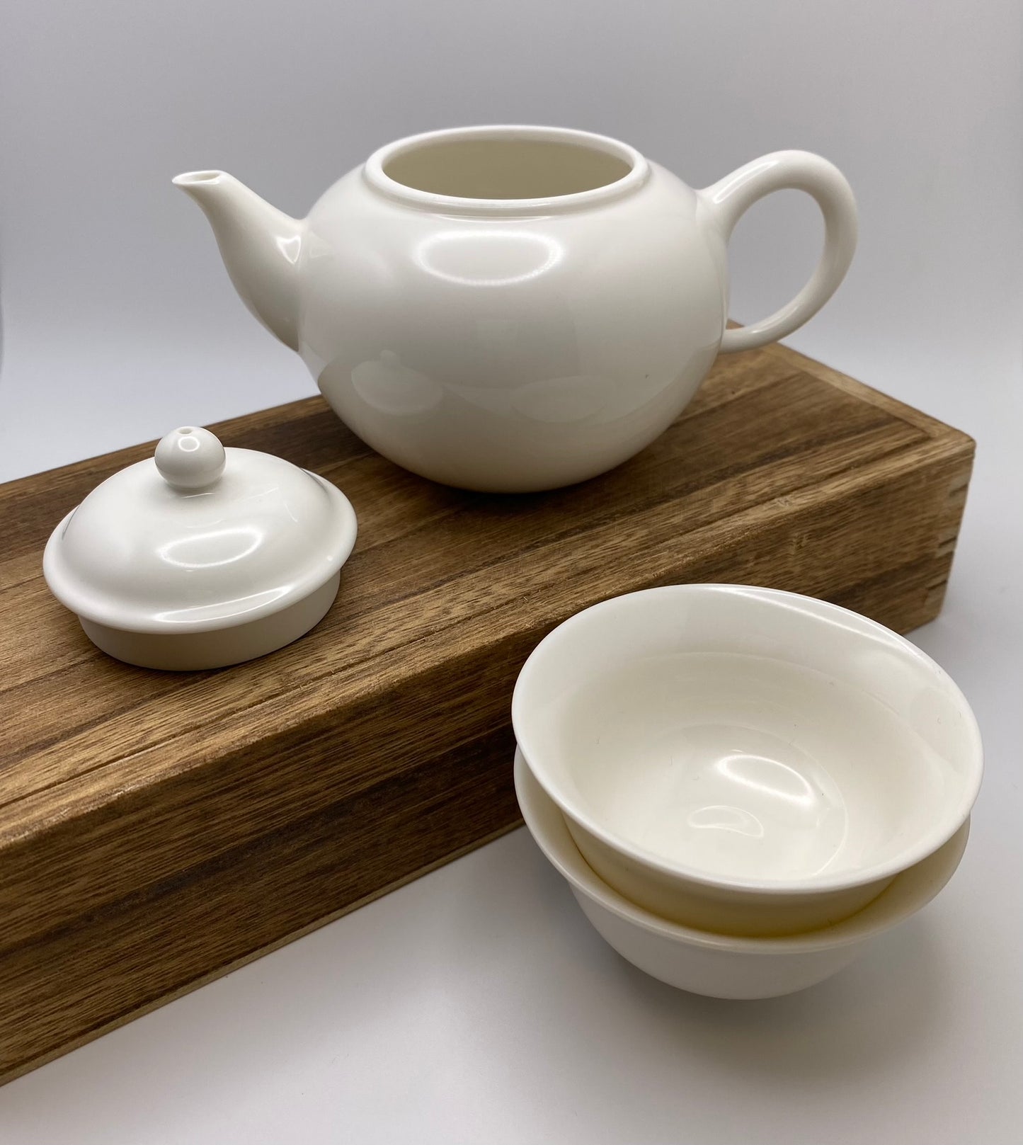 Classic Ivory Porcelain Shui Ping 160ml