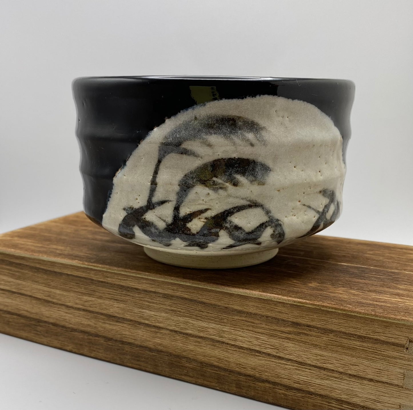 Black & White Glaze on White Clay Hand Painted Blowing Leaves Handmade Chawan Matcha Bowl (Large)