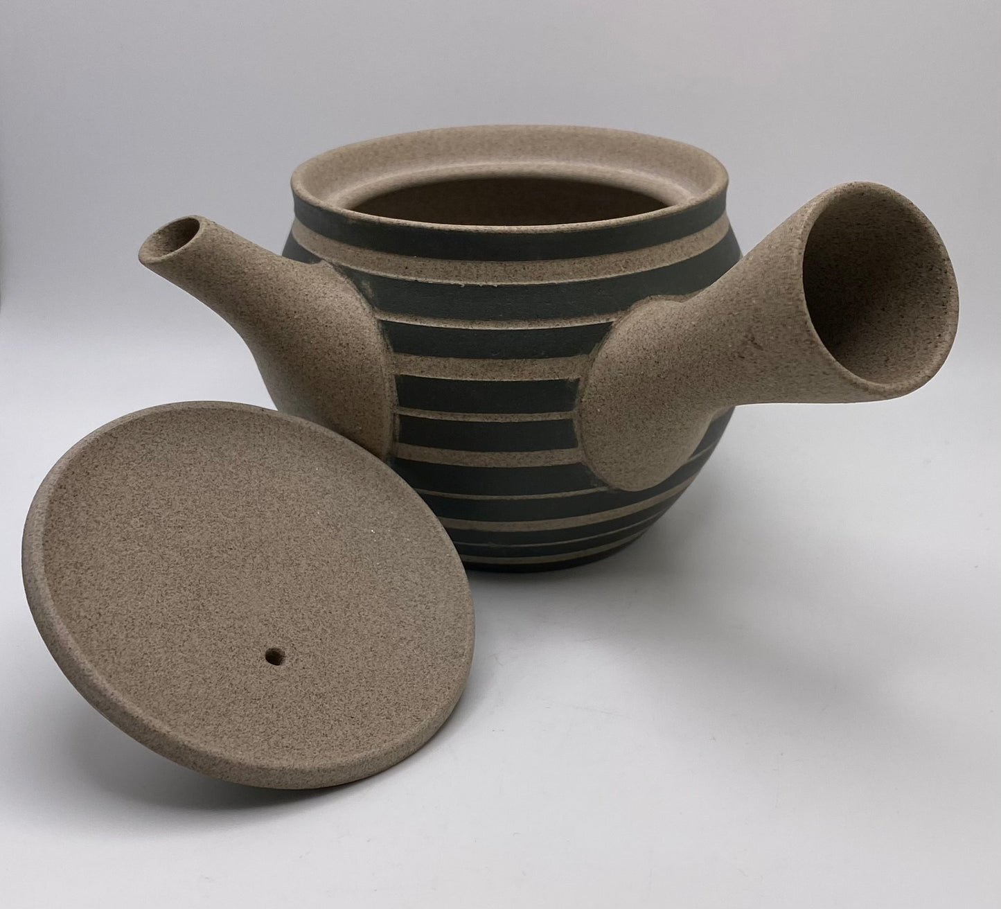 Black and White Striped Clay Kyusu
