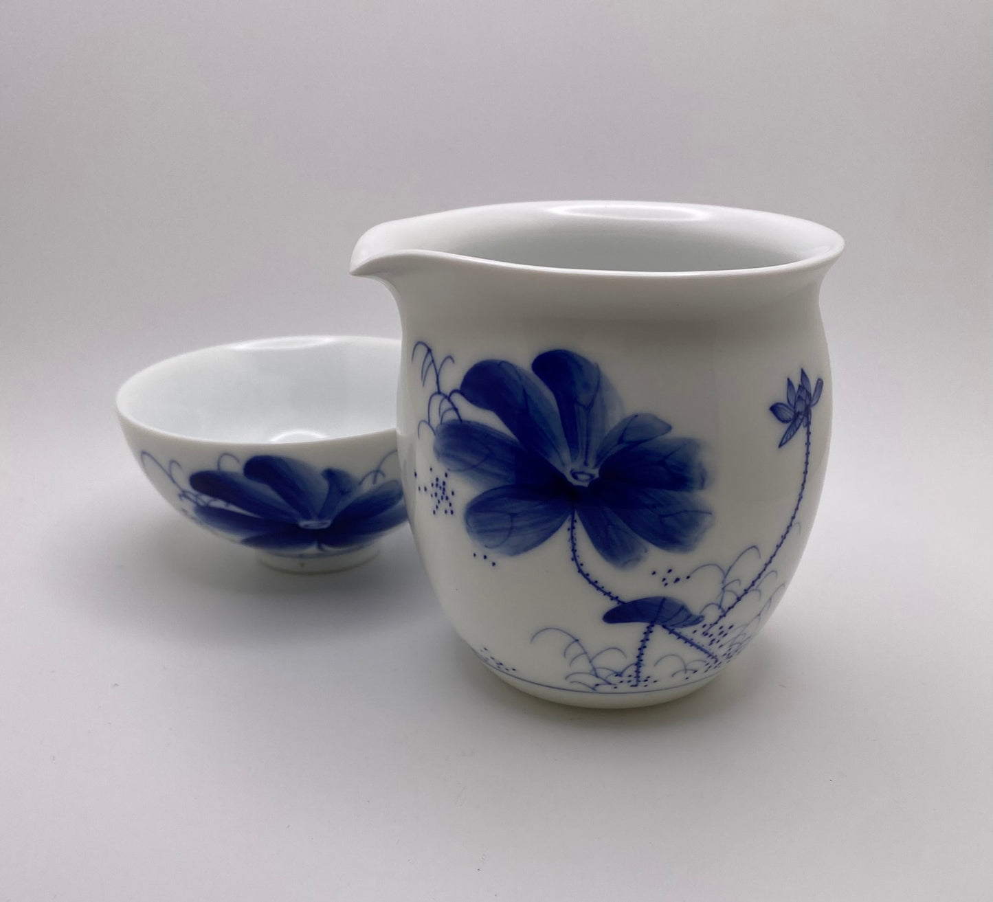 Blue Lotus Hand Painted Porcelain Gong Dao Bei 220ml