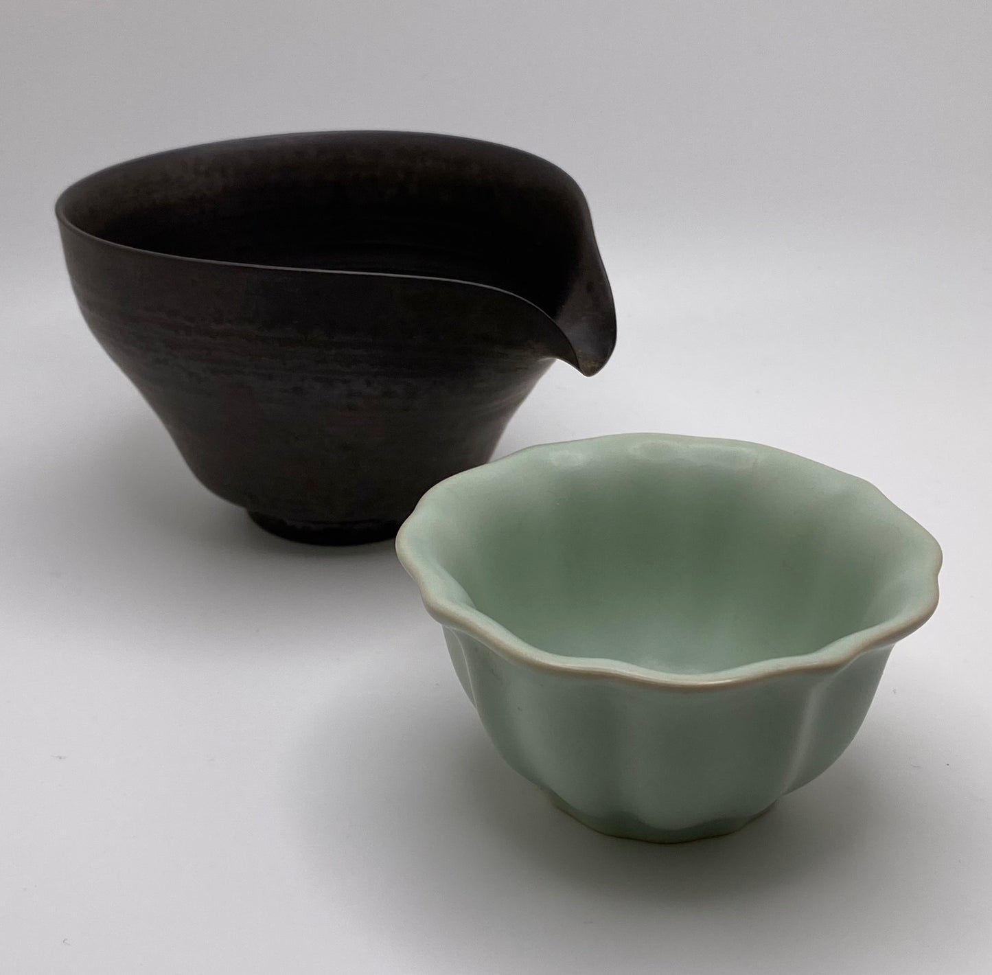 Brushed Bronze Clay Pitcher (Gong Dao Bei)