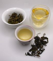 "White Apricot Curls" Organic White Tea